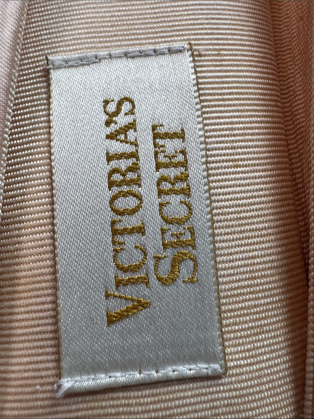 vintage Victoria's Secret Westgate satin slippers size 7/8 - Picture 2 of 12